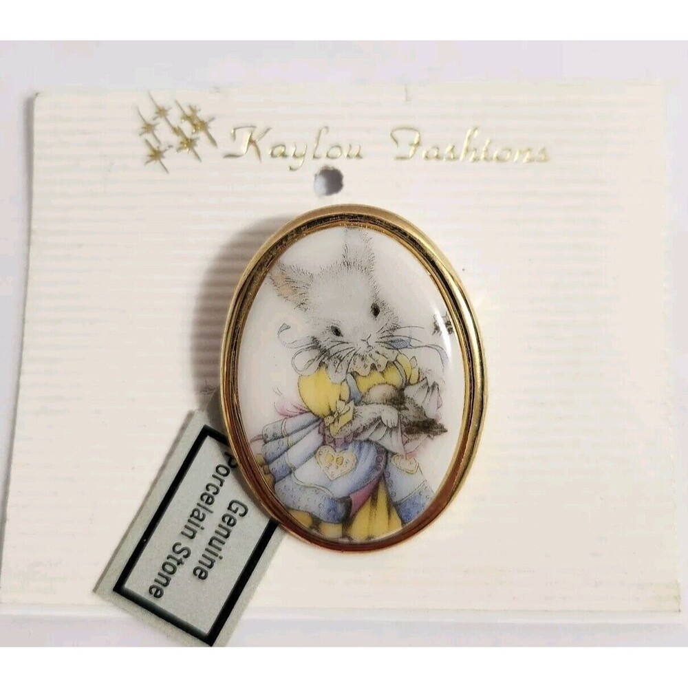 Vtg Kaylou Porcelain Cameo Scarf Pin Brooch Gold Tone Bunny USA Easter  New